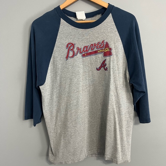 Braves Lee Sport 3 quarter sleeve shirt fits like a medium - Picture 1 of 3